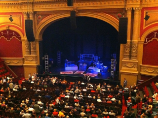 Joe Bonamassa at the Royal Carré theater, November 2010 - Before the show